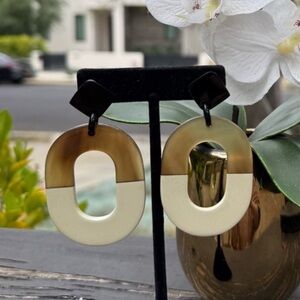 Elegant brown and off white buffalo horn lacquer Earrings